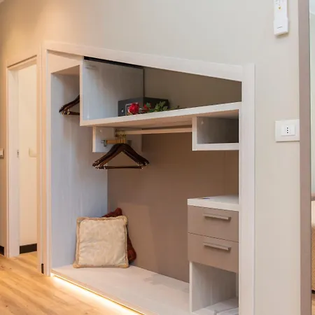 酒店 Regent - In Pieno Centro 4*