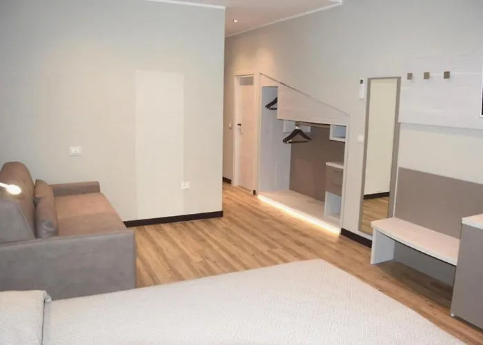 Regent - In Pieno Centro 4* סן בנדטו דל טרנטו