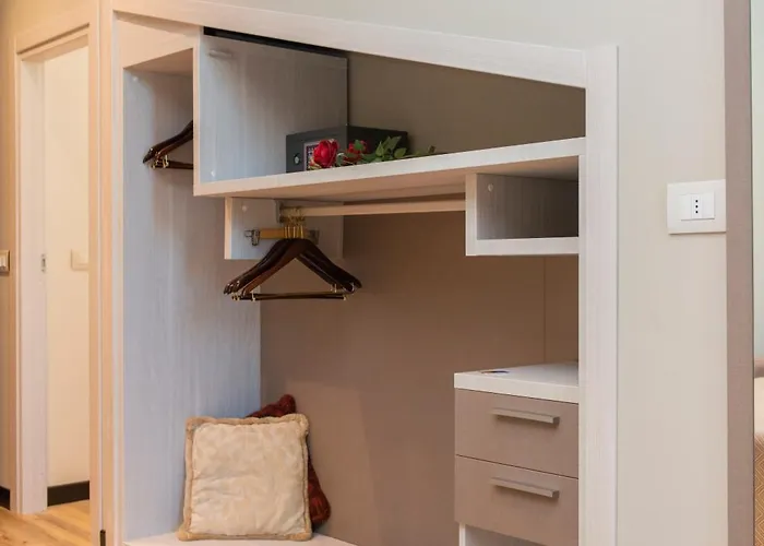 מלון Regent - In Pieno Centro 4*