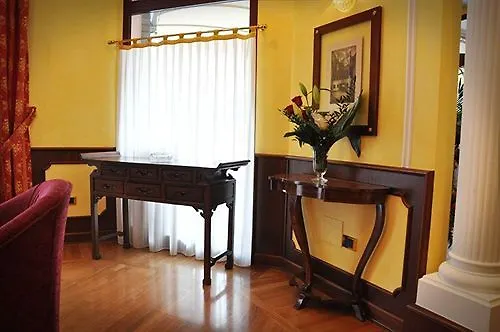 Regent - In Pieno Centro 4* סן בנדטו דל טרנטו