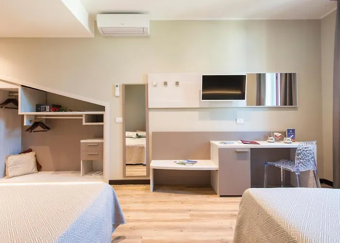 Regent - In Pieno Centro מלון סן בנדטו דל טרנטו