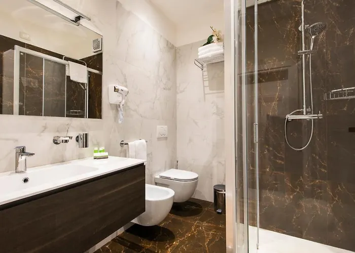 Regent - In Pieno Centro מלון