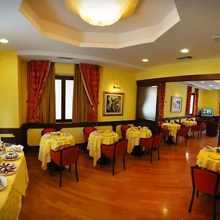 Otel Regent - In Pieno Centro San Benedetto del Tronto