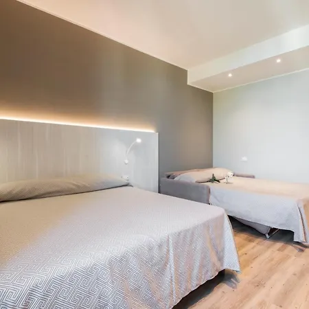 Regent - In Pieno Centro Hotel