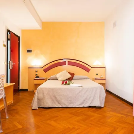 Hotel Regent - In Pieno Centro